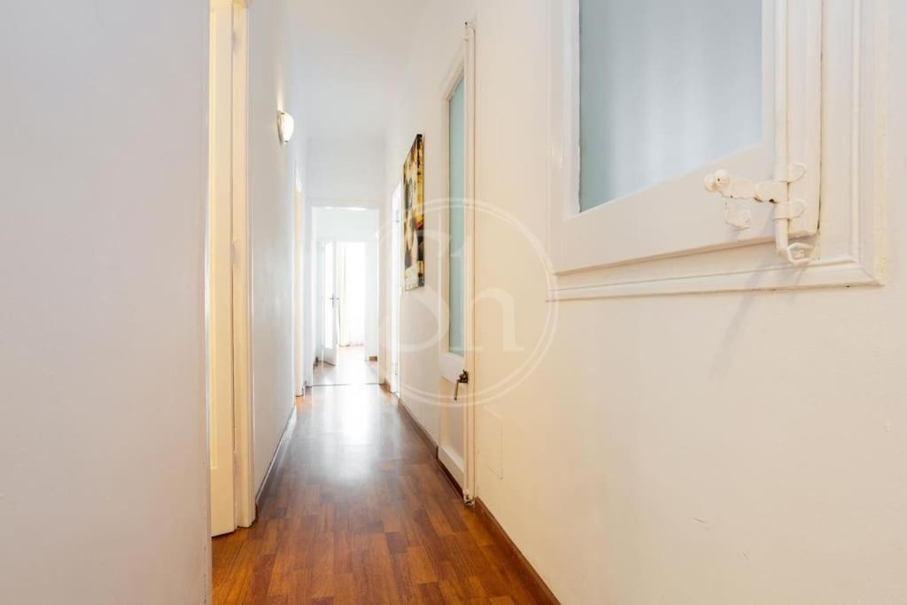 Apartamento Elegante Cerca De La Sagrada Familia I